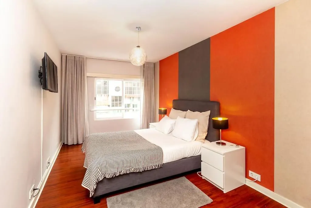 Ola Lisbon - Olaias Apartment